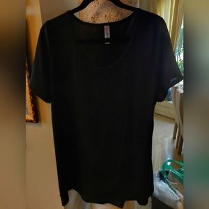 LuLaRoe XL black shirt